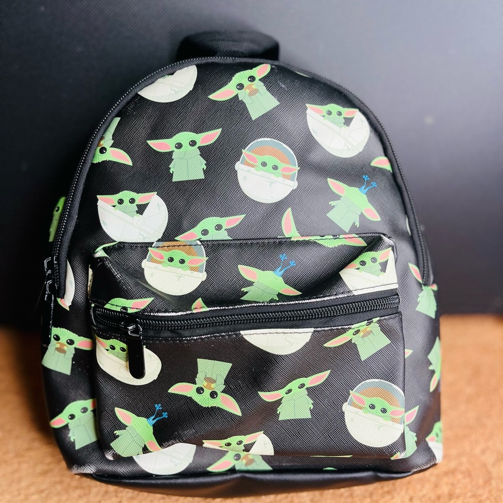 Bioworld Star Wars The Mandalorian MINI Backpack Black Grogu Baby Yoda 11" x 9"